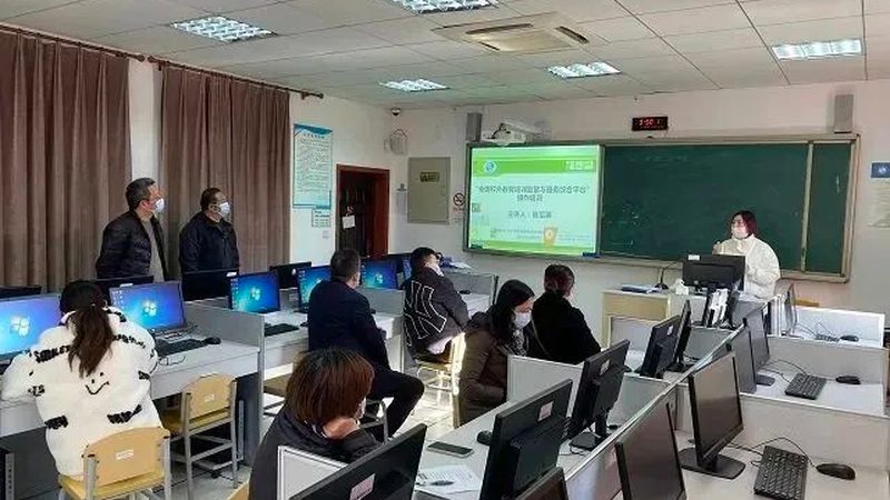 网络课程与线下课程：优缺点对比解析